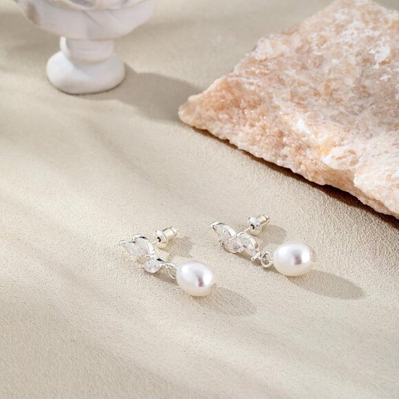 Women's Lightweight Pearl Drop Dangle Earrings Elegant Casual Jewelry - Picture 7 of 9